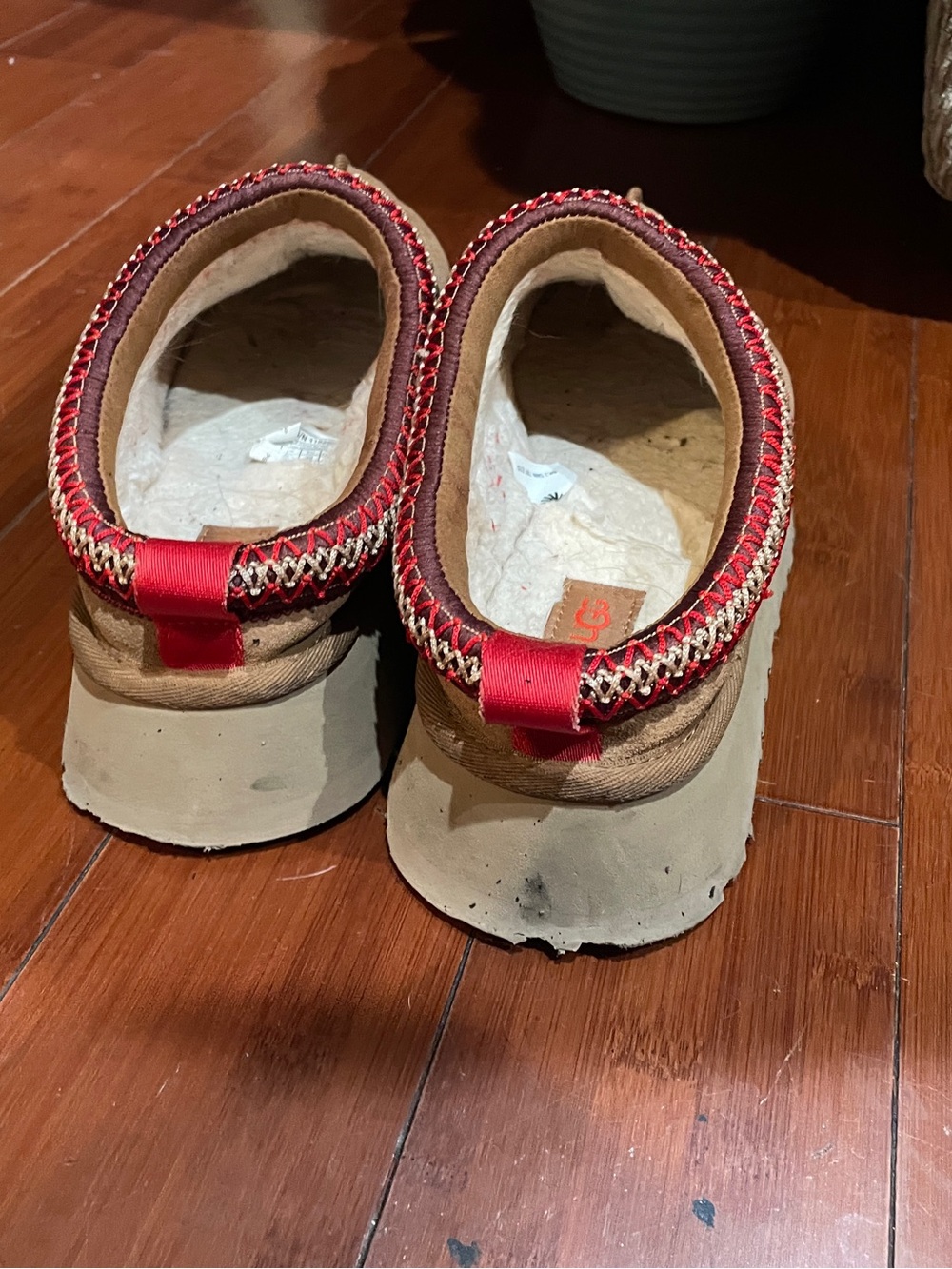 Ugg platforms - Picture 3 of 6